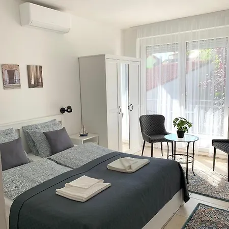 Lillybeth - Balaton Vendégház 3*