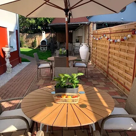 Lillybeth - Balaton Affittacamere 3*