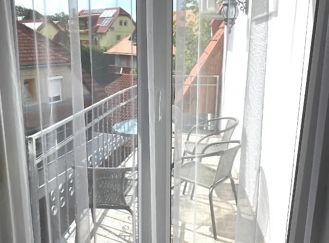 Lillybeth - Balaton בית הארחה קסזטלי