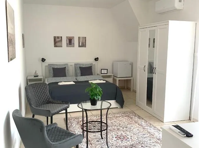 Lillybeth - Balaton 3* קסזטלי