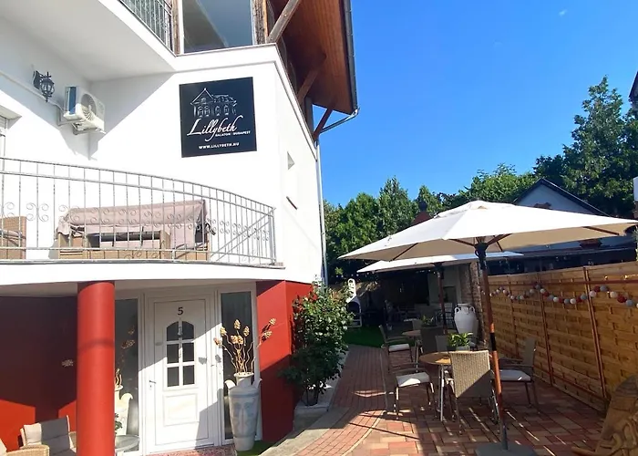 Lillybeth - Balaton בית הארחה קסזטלי